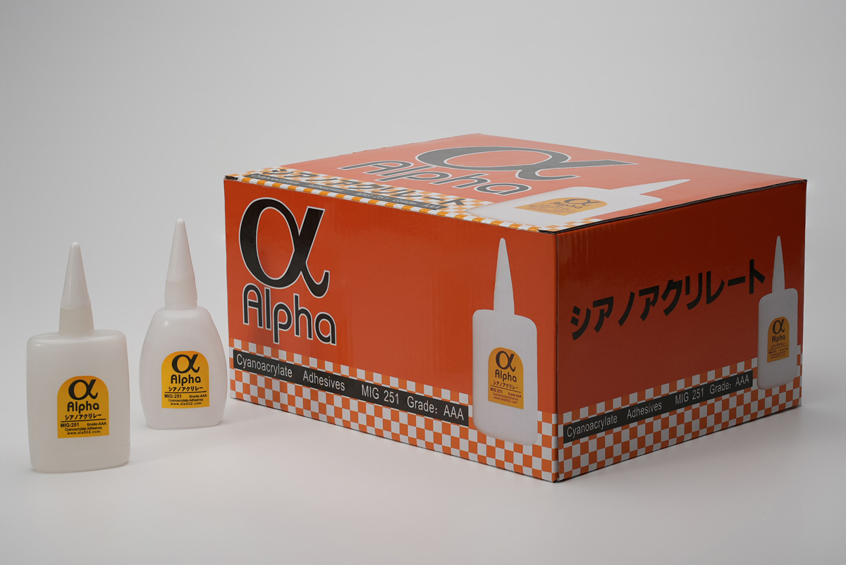 埃尔法瞬间胶